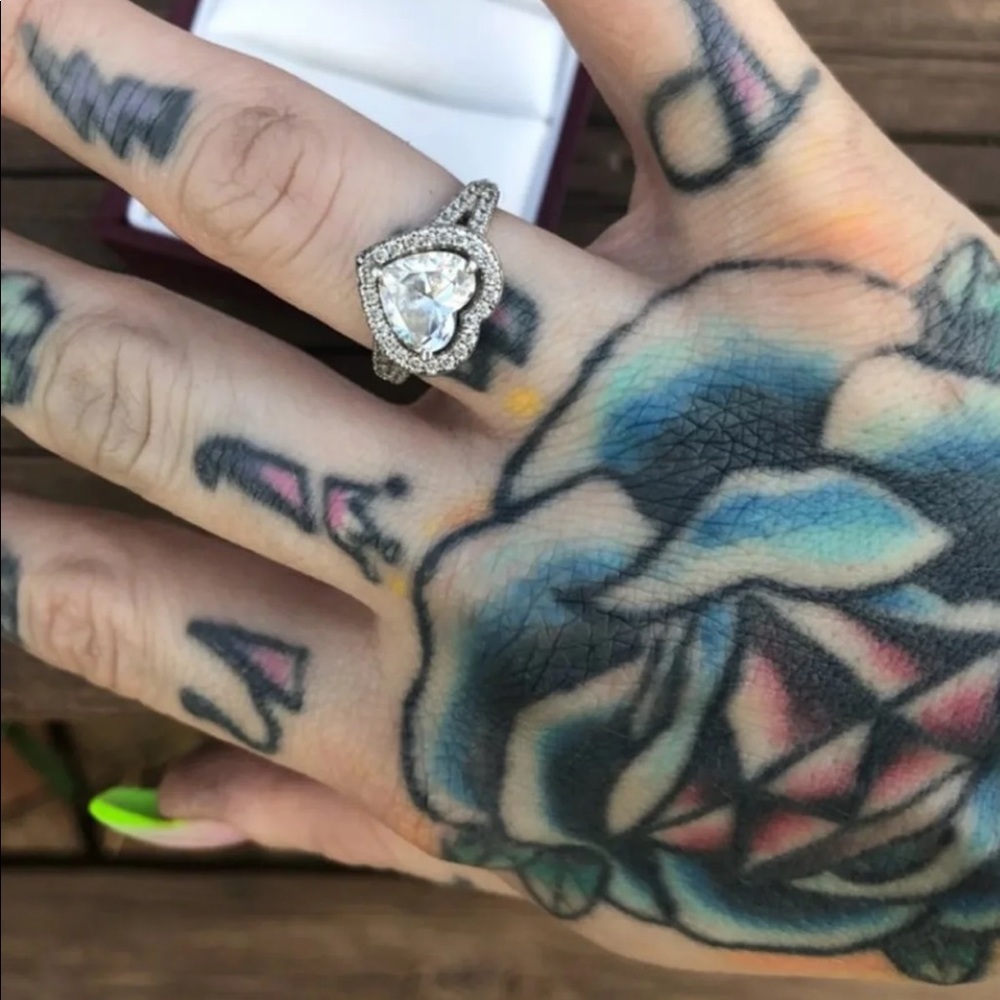 Helzberg heart ring